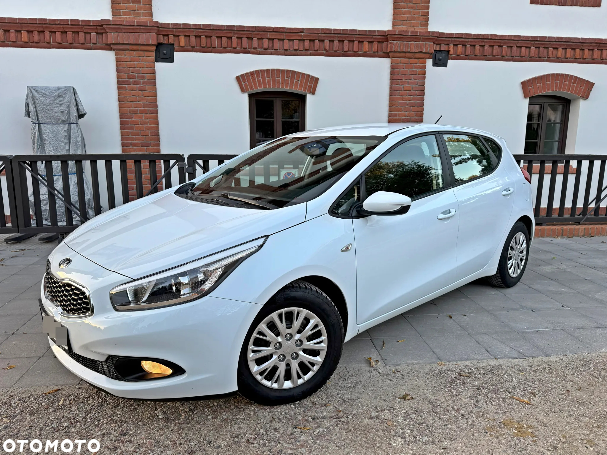 Kia Ceed 1.4 CVVT Attract Plus - 14