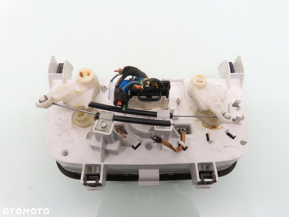 PANEL NAWIEWU Z AC FIAT GRANDE PUNTO 5G1140100 - 4