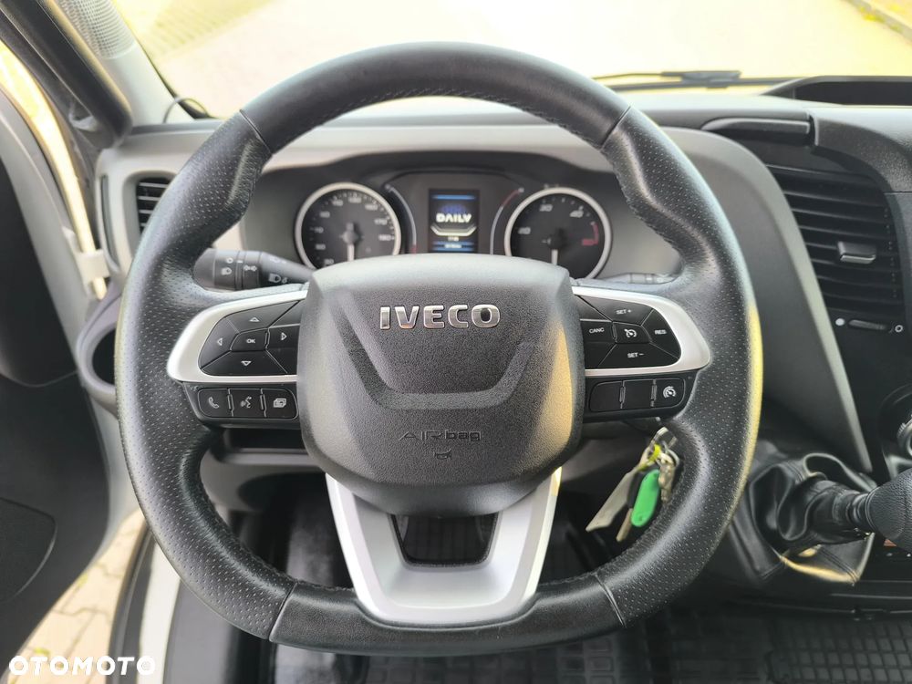 Iveco Daily 70C18 WINDA 1000kg, Sypialnia, 15Palet, Firana 6.22m! - 24