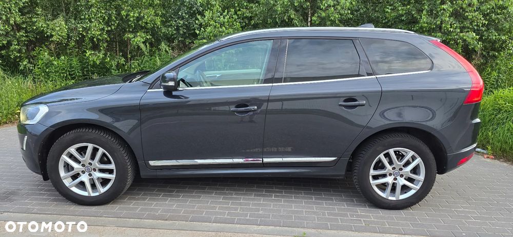 Volvo XC 60 D4 AWD Geartronic Summum - 3