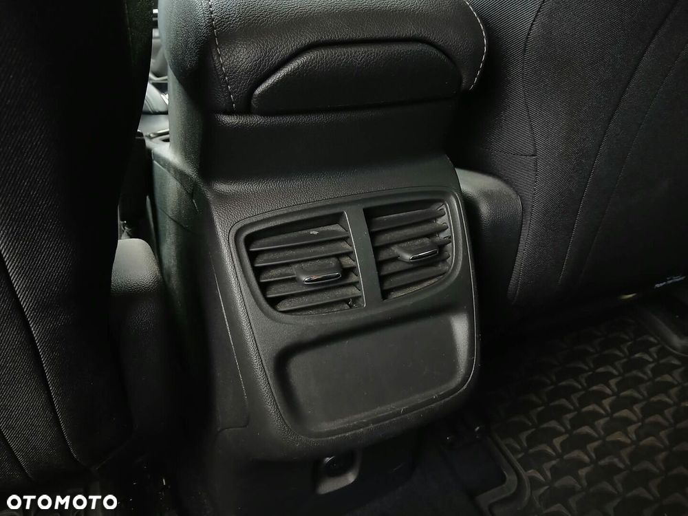 Opel Grandland X 1.2 T Enjoy S&S - 35