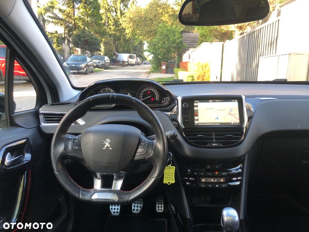 Peugeot 2008 BlueHDi FAP 120 STOP & START GT-Line Edition - 31