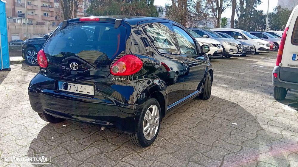 Toyota Aygo 1.0 + AC+VSC - 12