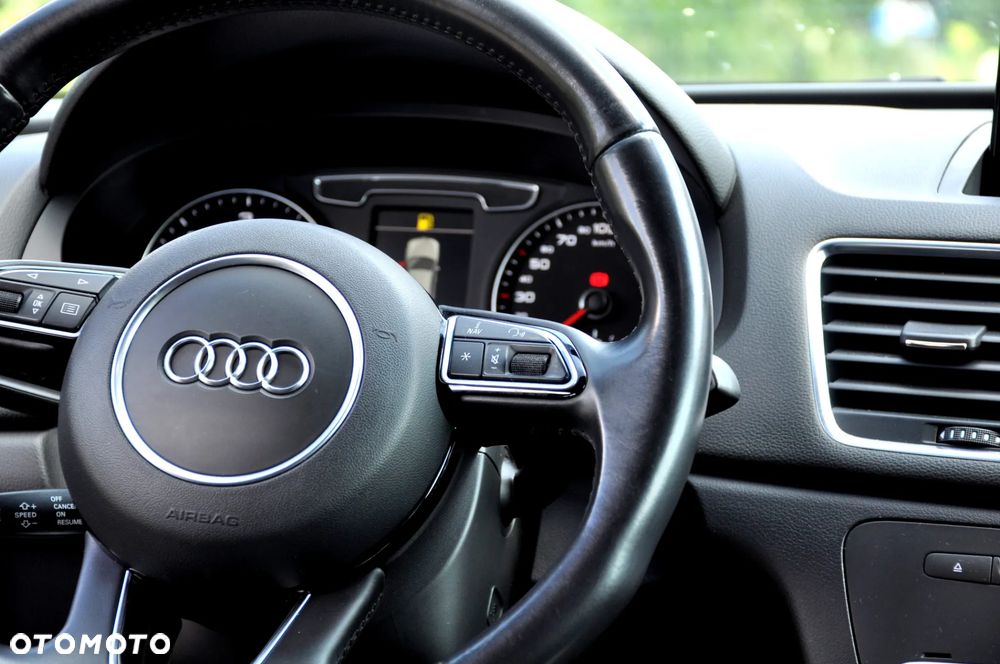 Audi Q3 2.0 TDI Design - 38