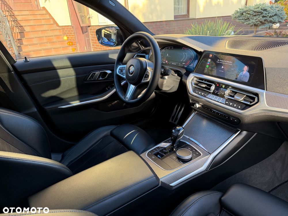 BMW Seria 3 - 32