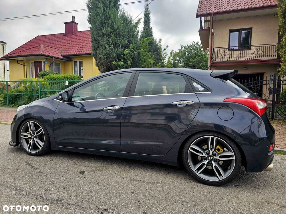 Hyundai i30 1.6 T GDI Turbo - 11