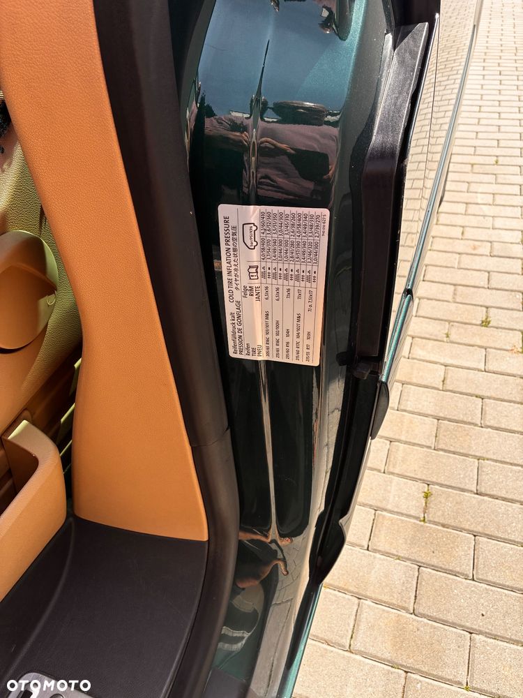 Volkswagen Multivan - 19