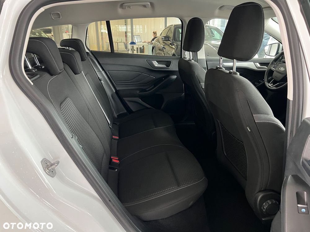 Ford Focus 1.0 EcoBoost Connected - 35