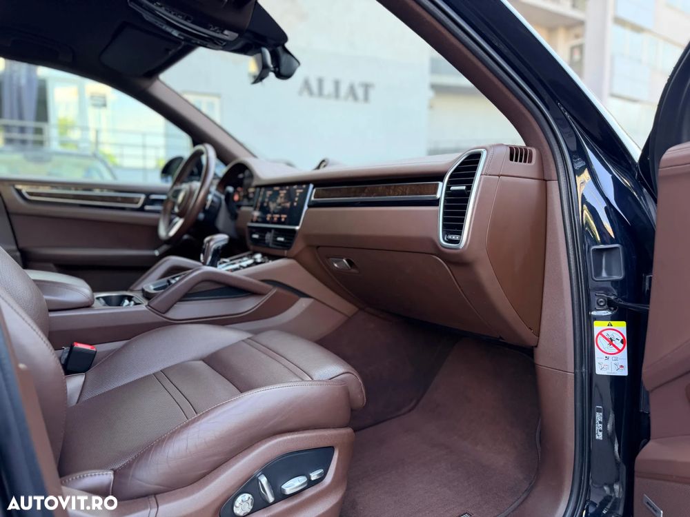 Porsche Cayenne E-Hybrid Tiptronic S - 15