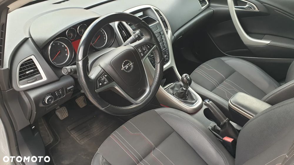 Opel Astra 1.4 Turbo - 14