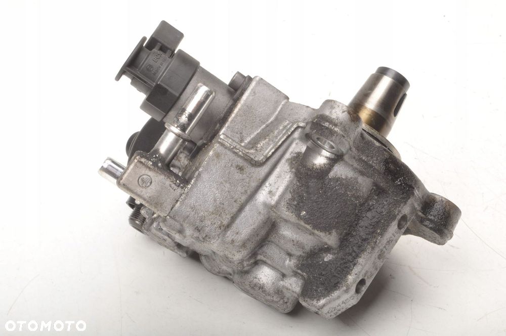 F39 F45 F46 MINI F54 F55 F56 2.0D POMPA WTRYSKOWA - 4