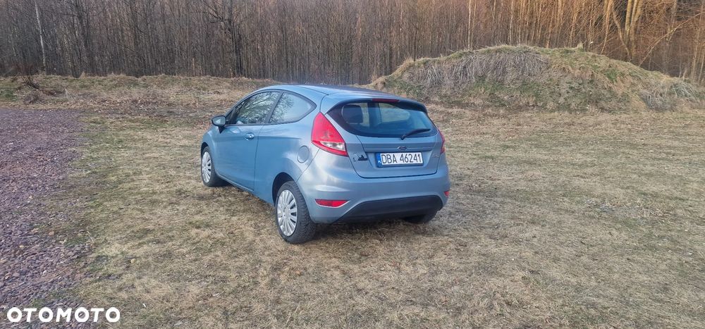 Ford Fiesta 1.25 Ambiente - 4