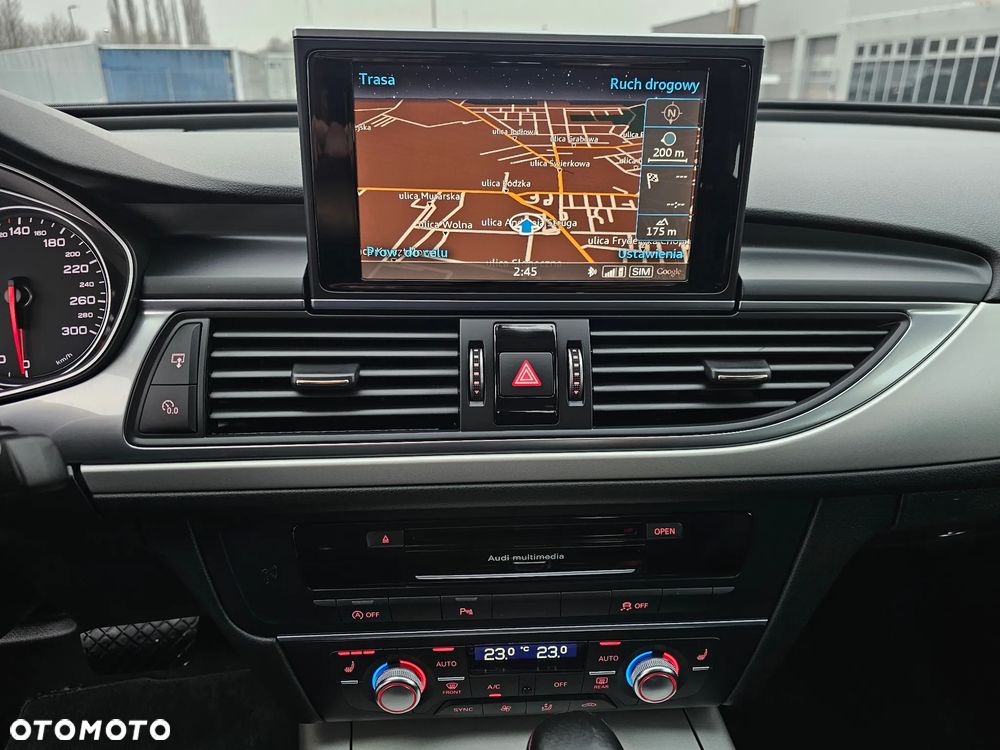 Audi A6 Avant 3.0 TDI quattro S tronic - 32