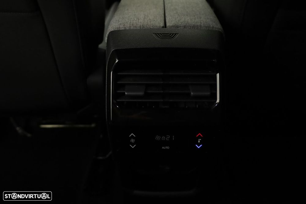 Peugeot 5008 1.2 Hybrid Allure e-DCS6 - 21