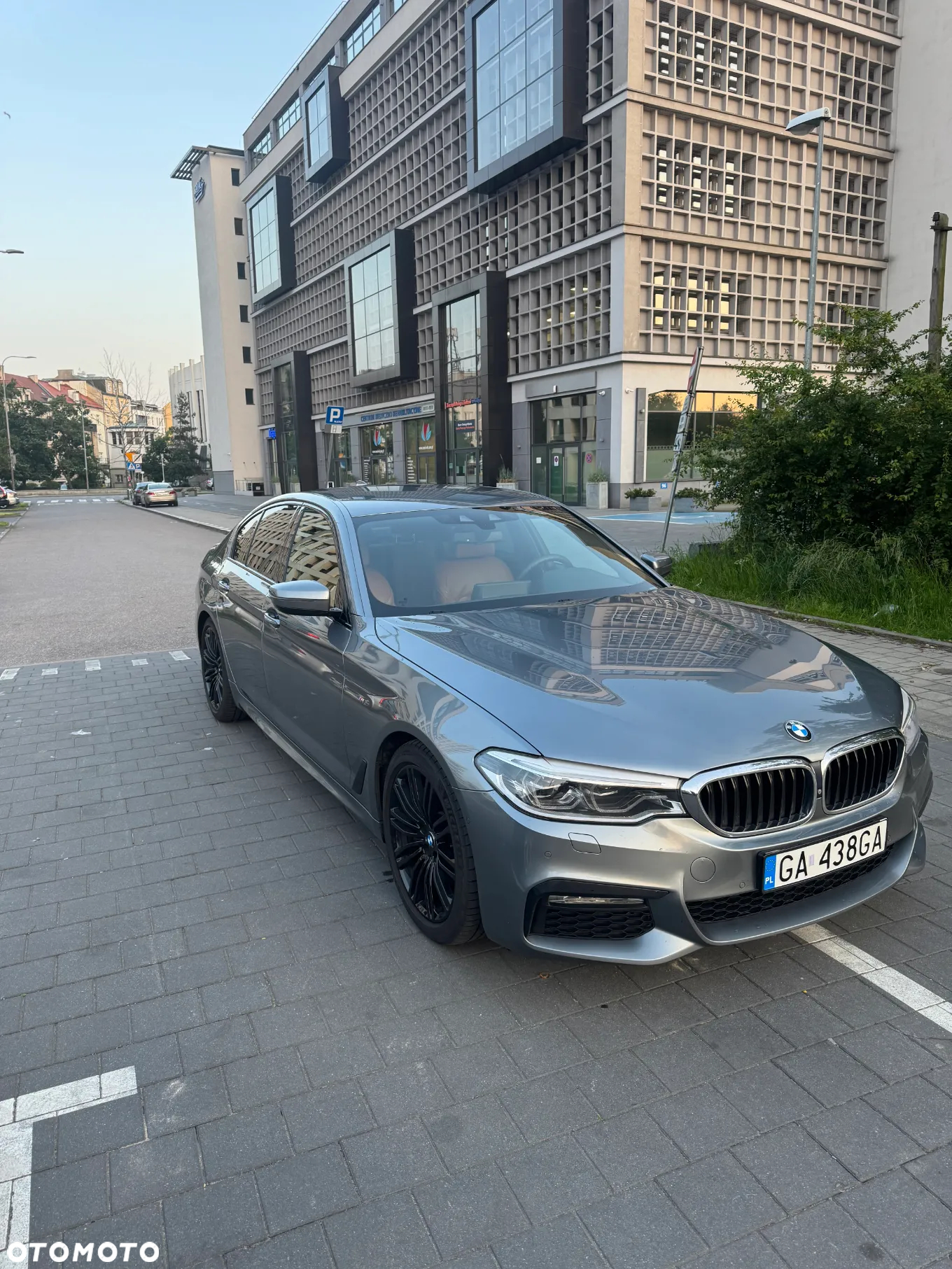 BMW Seria 5 530d xDrive Sport - 4