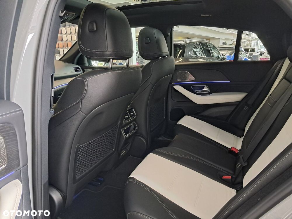 Mercedes-Benz GLE - 36