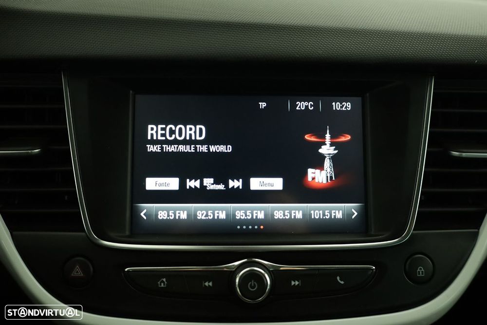 Opel Crossland 1.2 T Design & Tech - 10