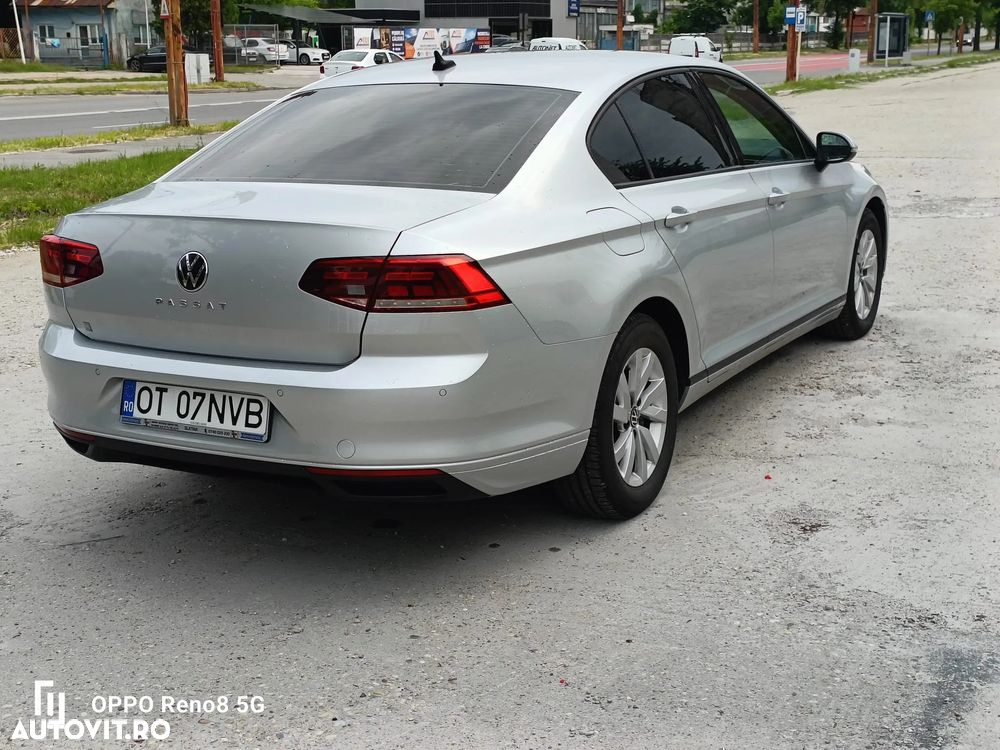 Volkswagen Passat 2.0 TDI SCR Elegance - 5