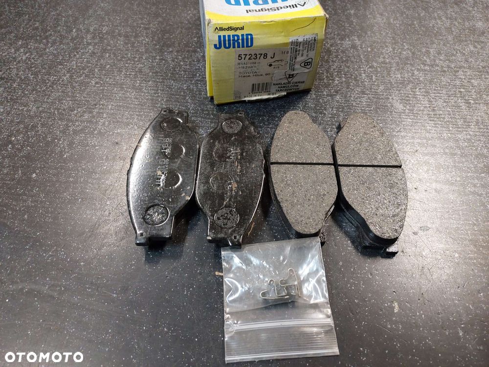 21689 KLOCKI HAM przód TOYOTA CENTURY, DYNA 200, HIACE III, HIACE IV, HILUX, HILUX VI 2.0-4.0 10.82-07.05 - 2