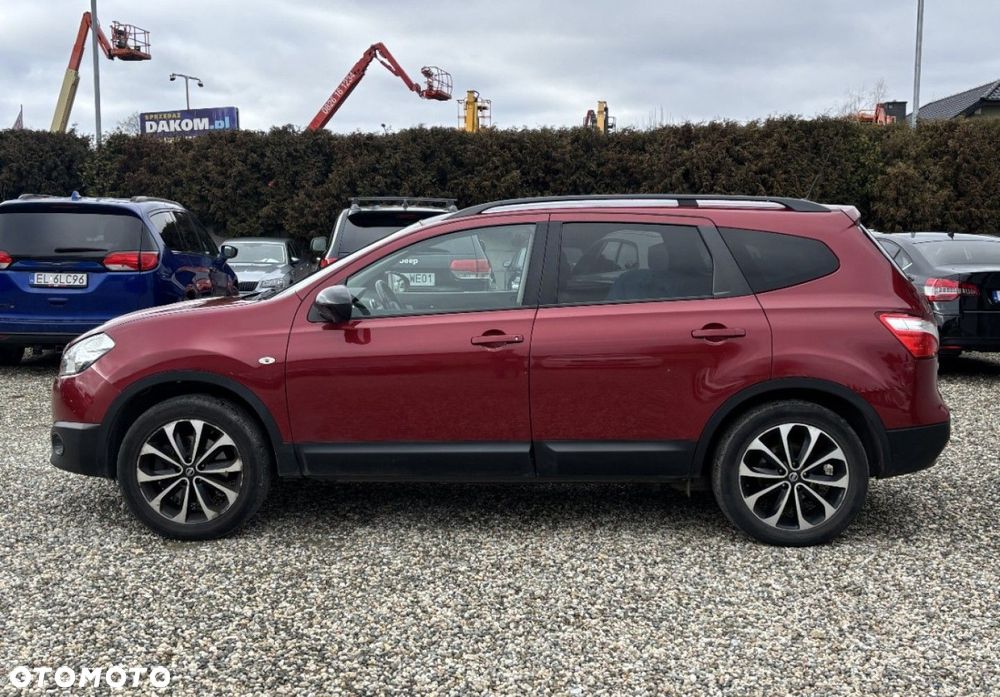 Nissan Qashqai+2 - 3