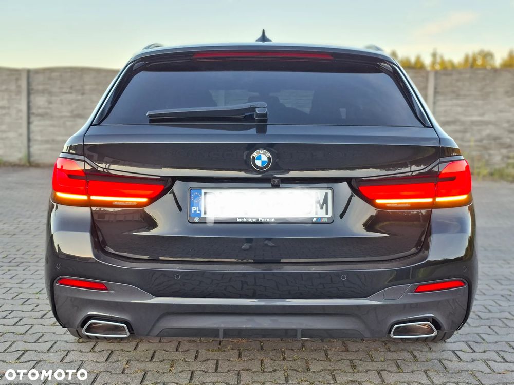BMW Seria 5 520d Touring - 9