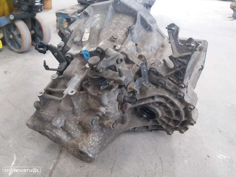 CAIXA VELOCIDADES NISSAN X-TRAIL 2002 - 1