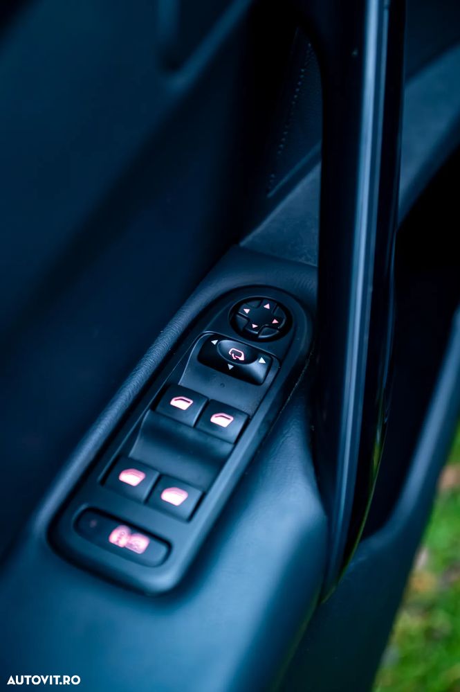 Peugeot 508 SW BlueHDi 180 EAT6 Stop&Start GT - 16