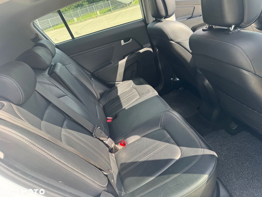 Kia Sportage 2.0 CRDI 4WD Vision - 38