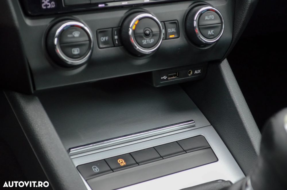 Skoda Octavia 1.6 TDI Ambiente - 21