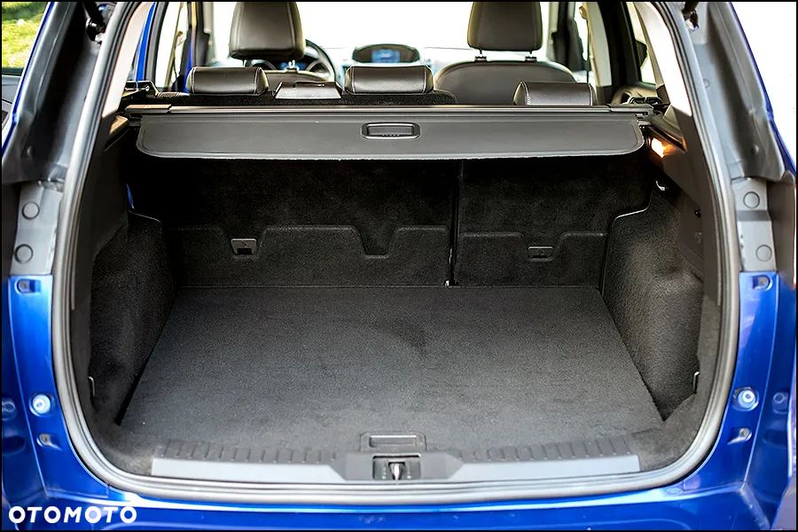 Ford Kuga - 38