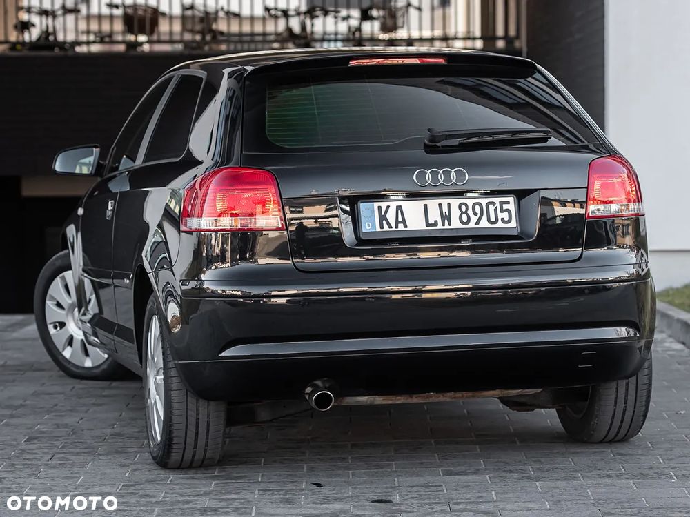 Audi A3 3-drzwiowe 1.6 S Line Sportpaket plus - 8
