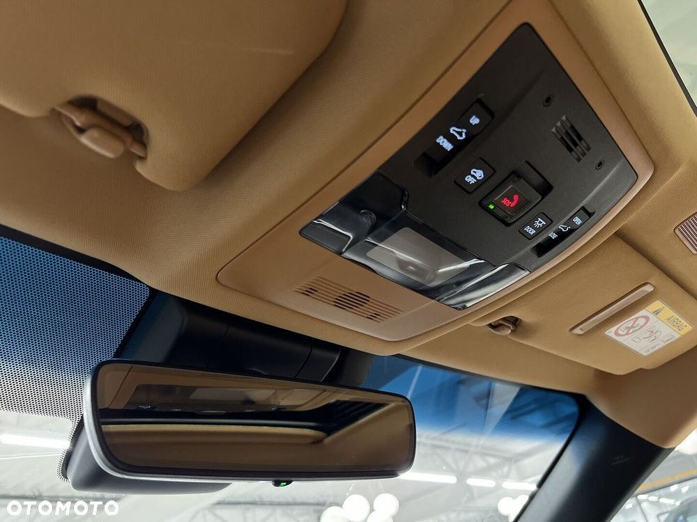 Lexus ES 300h Business Edition - 31
