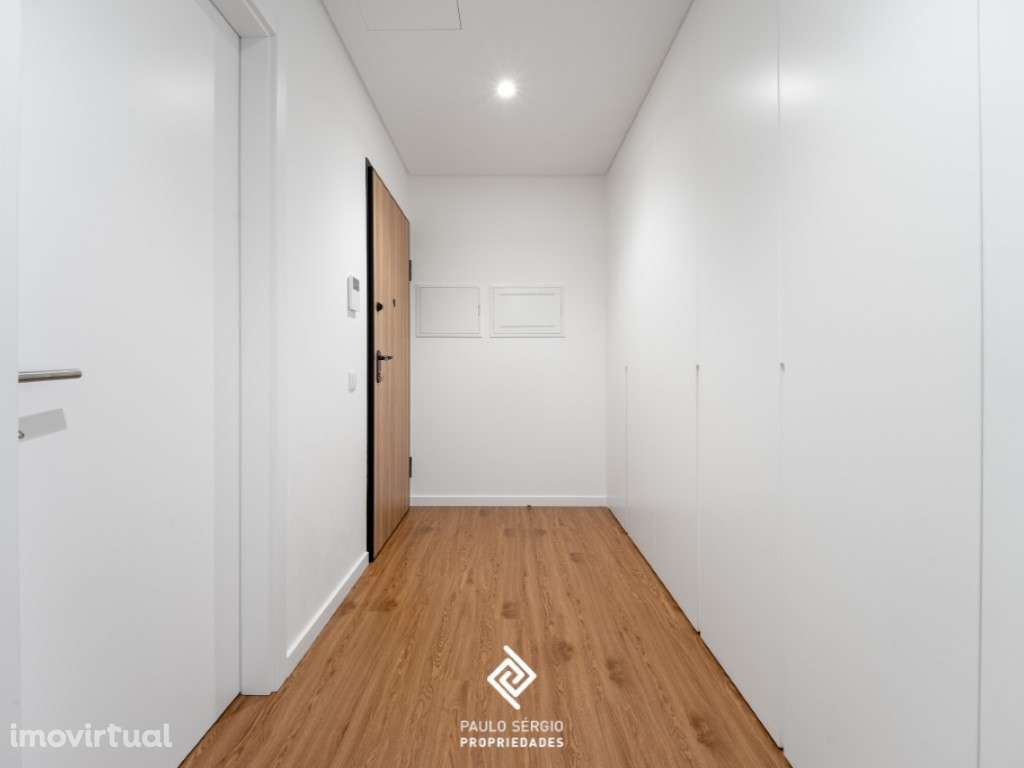 Apartamento T3 no Centro de Almeirim - Moderno e Confortável - Grande imagem: 2/27