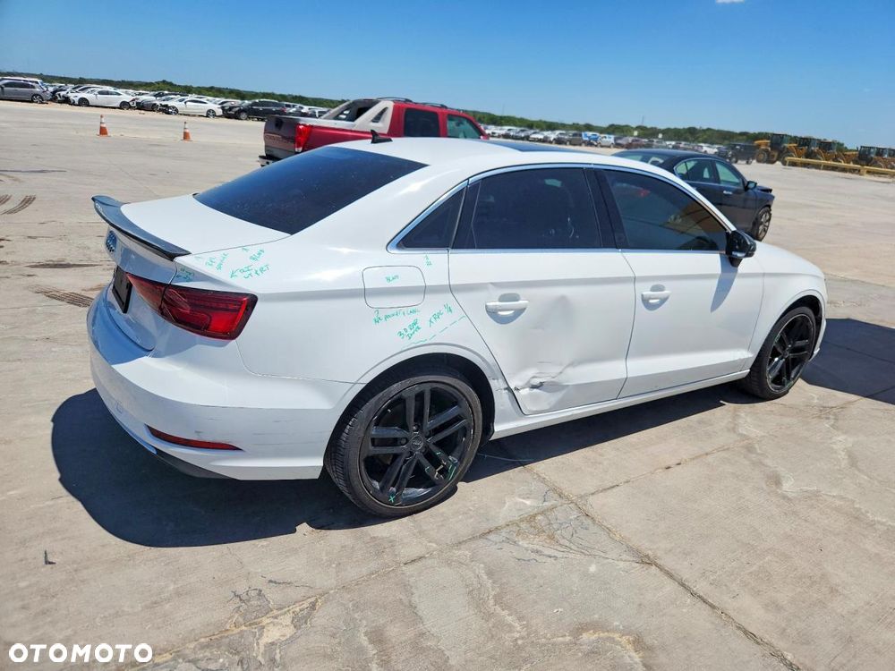 Audi A3 Limousine - 3