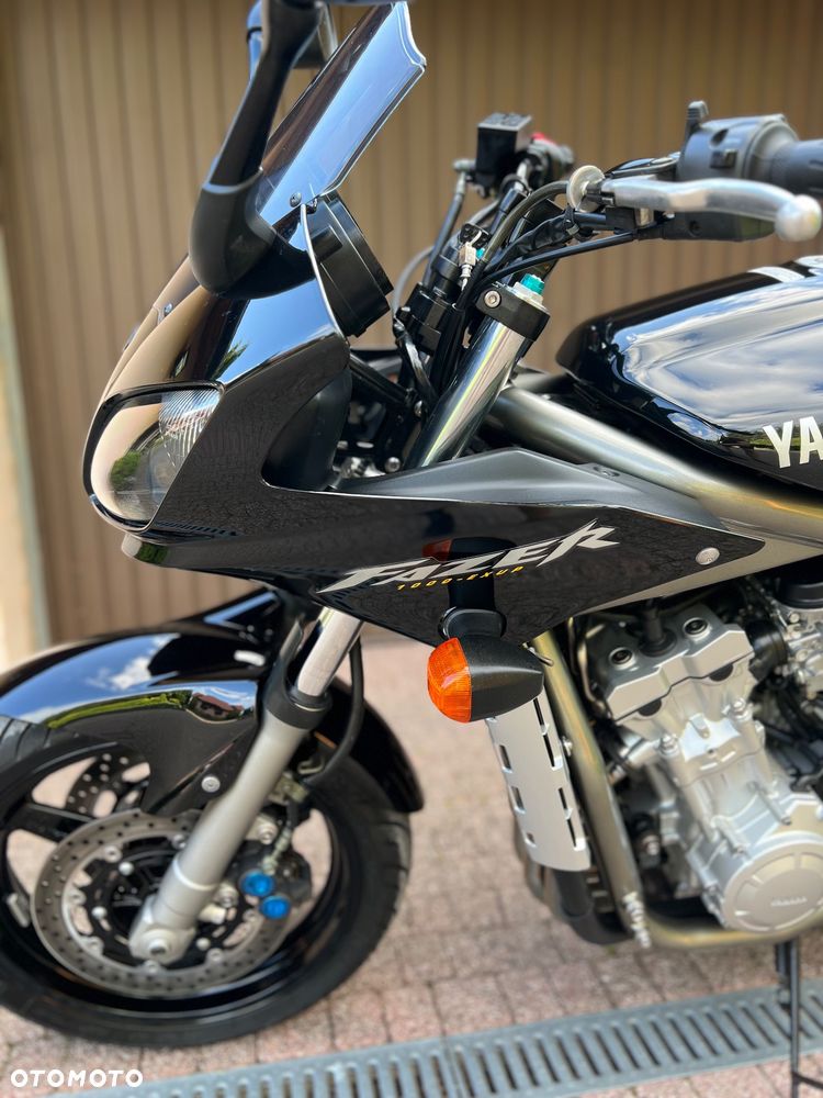Yamaha FZS - 20