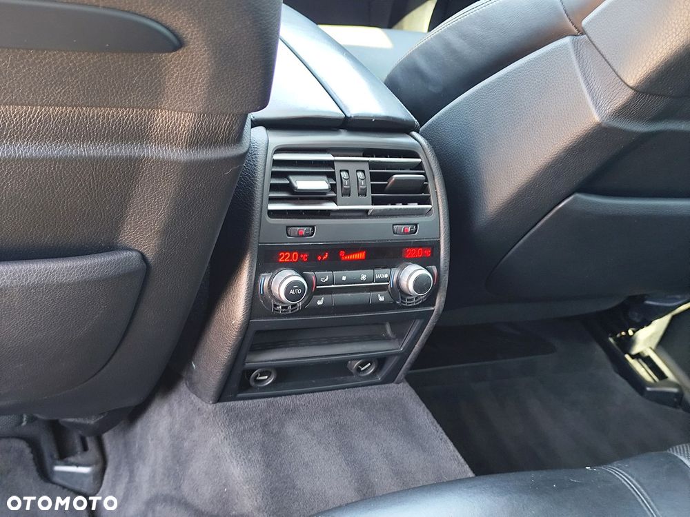 BMW Seria 7 750Li xDrive - 12