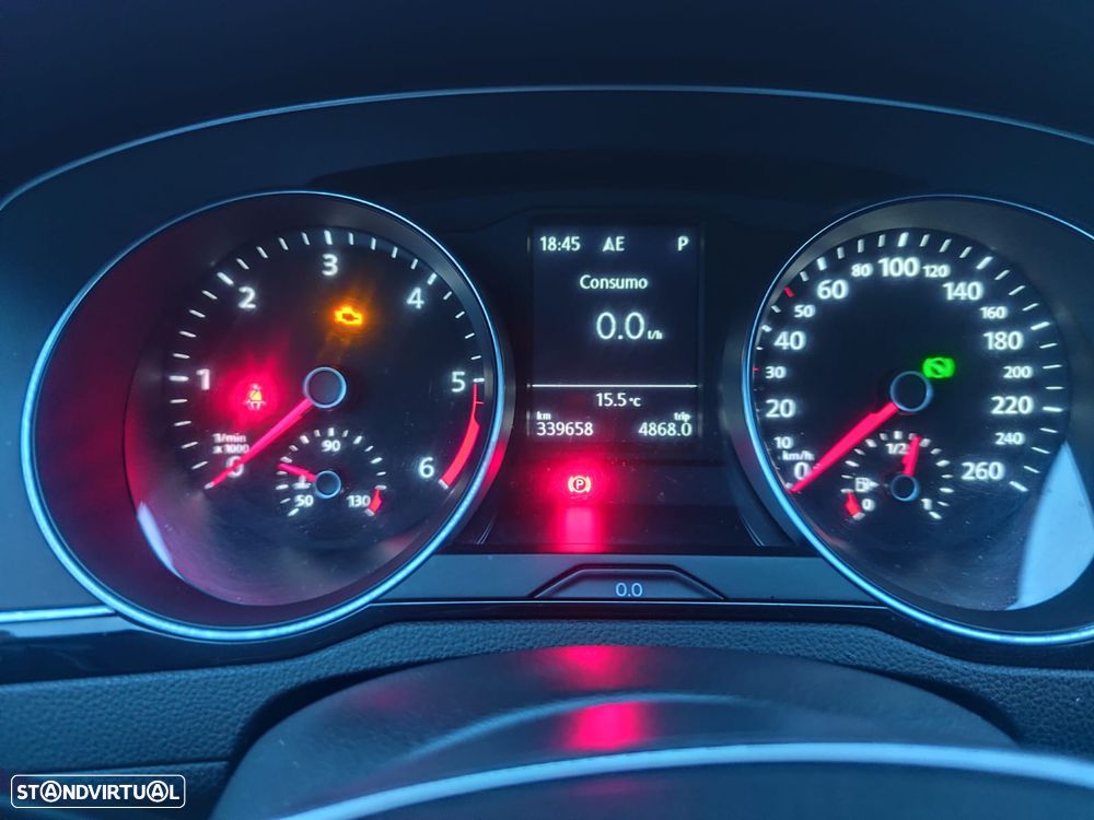 VW Passat Variant - 10