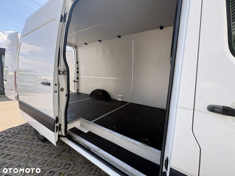 Hyundai H350 - 25
