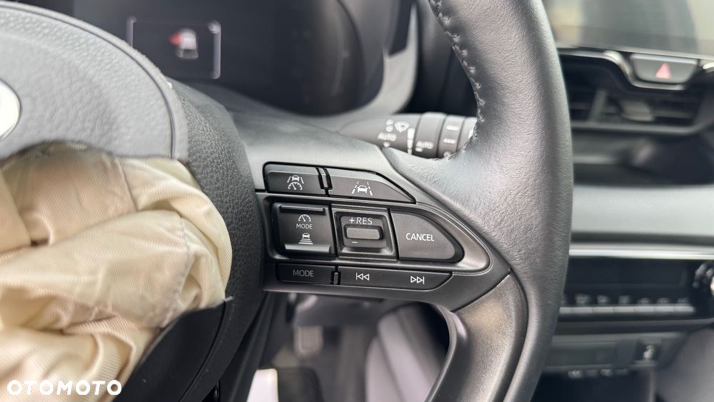 Toyota Yaris Hybrid 1.5 Style - 26
