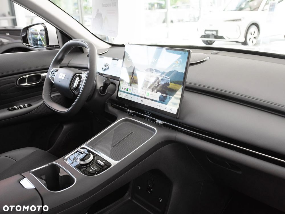 Geely Starray EM-i 1.5 PHEV Pro - 14