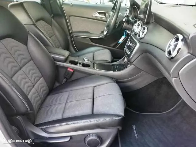 Mercedes-Benz GLA 180 Style Aut. - 13