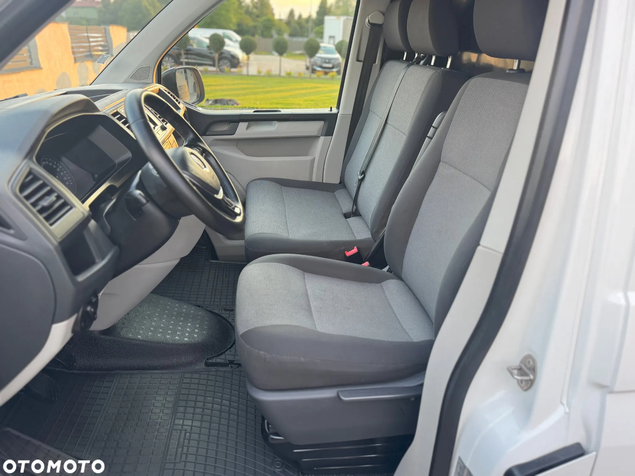 Volkswagen Transporter - 18