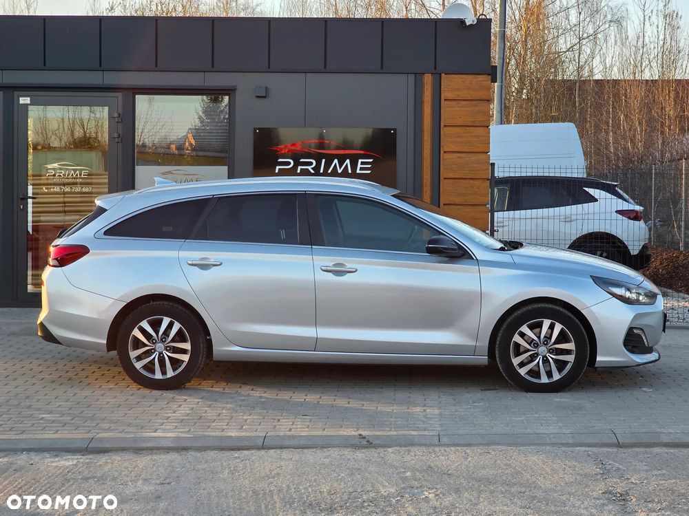 Hyundai i30 1.6 D Comfort - 7