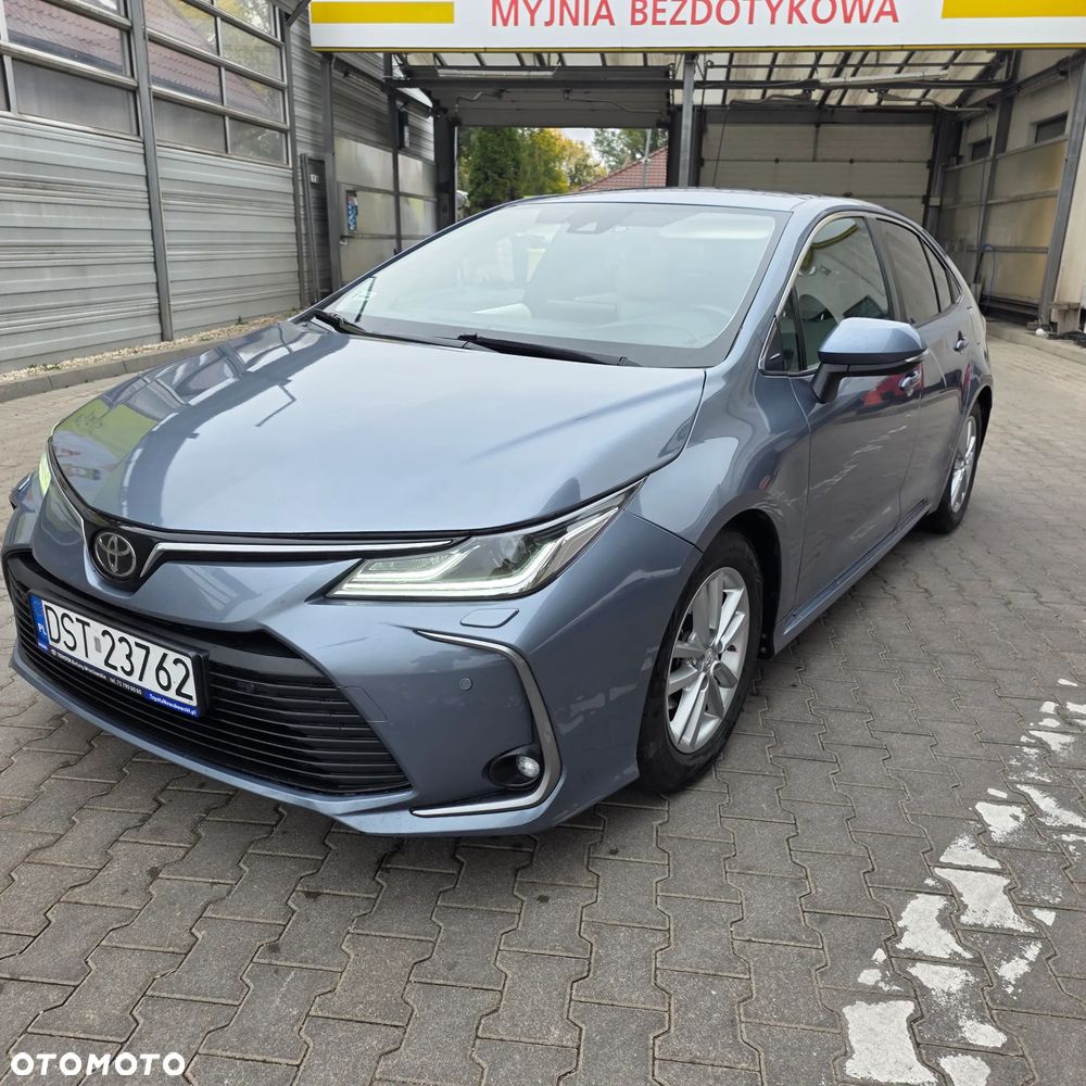 Toyota Corolla - 3
