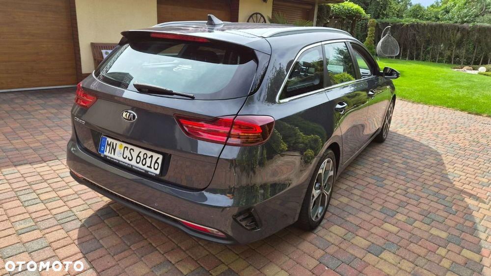 Kia Ceed 1.6 CRDi Vision - 9