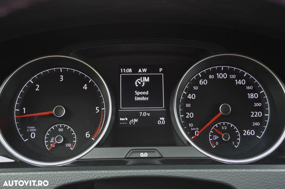 Volkswagen Golf 2.0 TDI (BlueMotion Technology) DSG Highline - 11