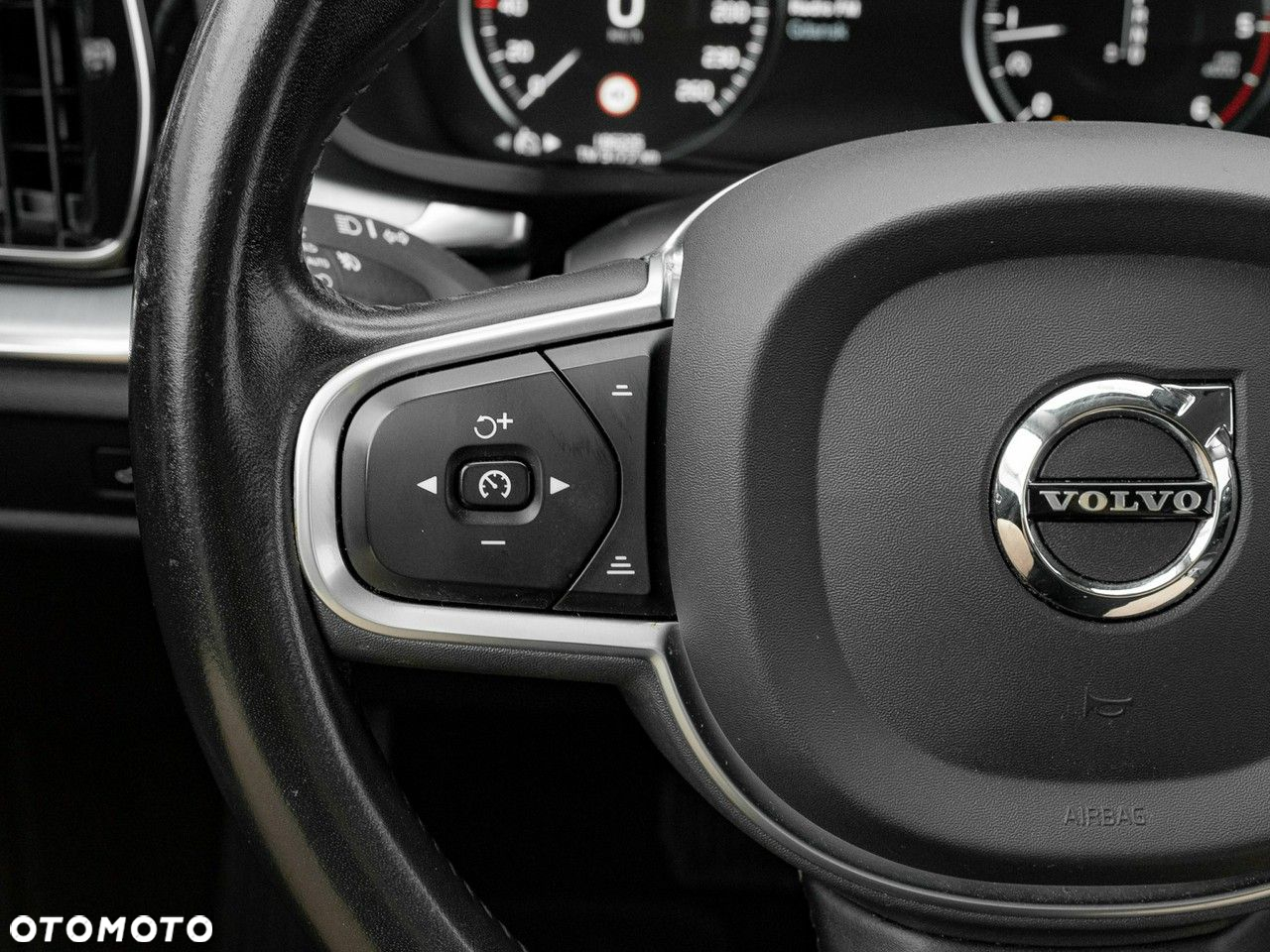 Volvo V60 D3 SCR Momentum - 17
