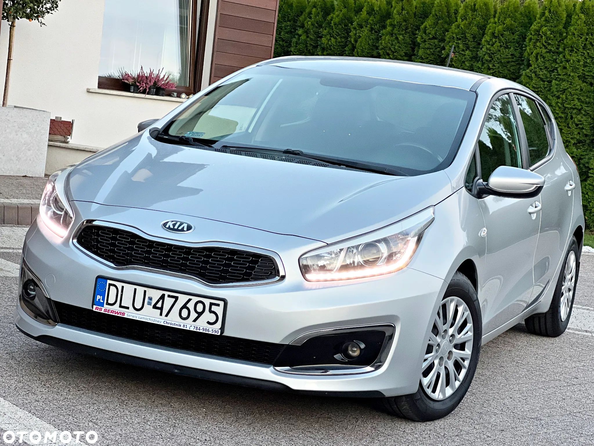 Kia Ceed Cee'd 1.6 GDI L Business Line - 1