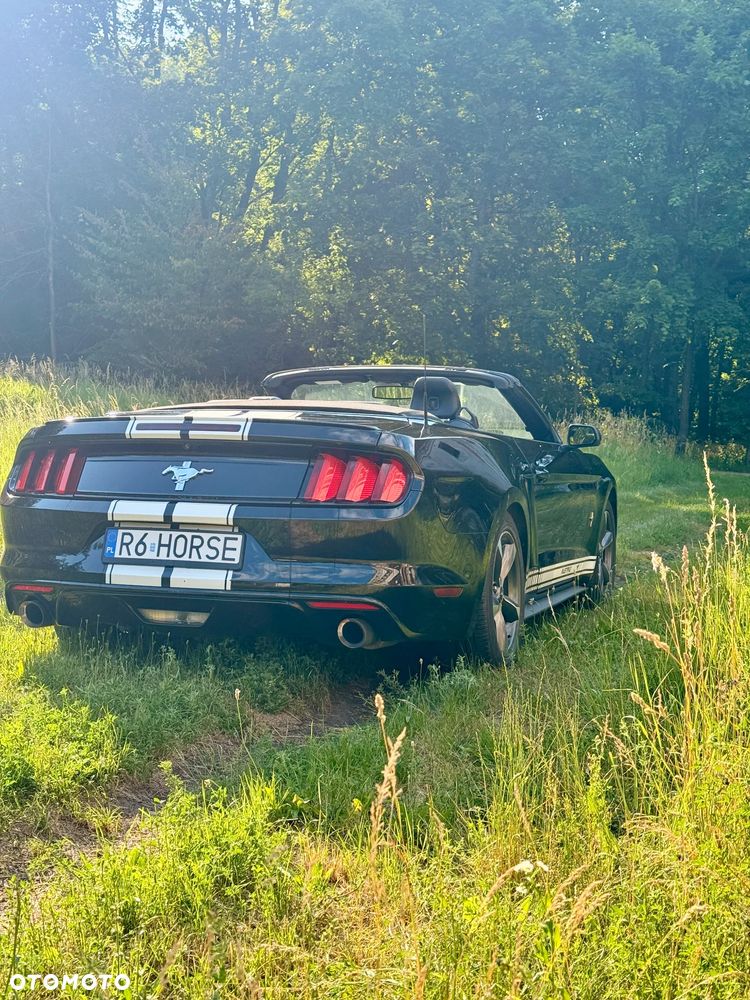 Ford Mustang 3.7 V6 Premium - 4