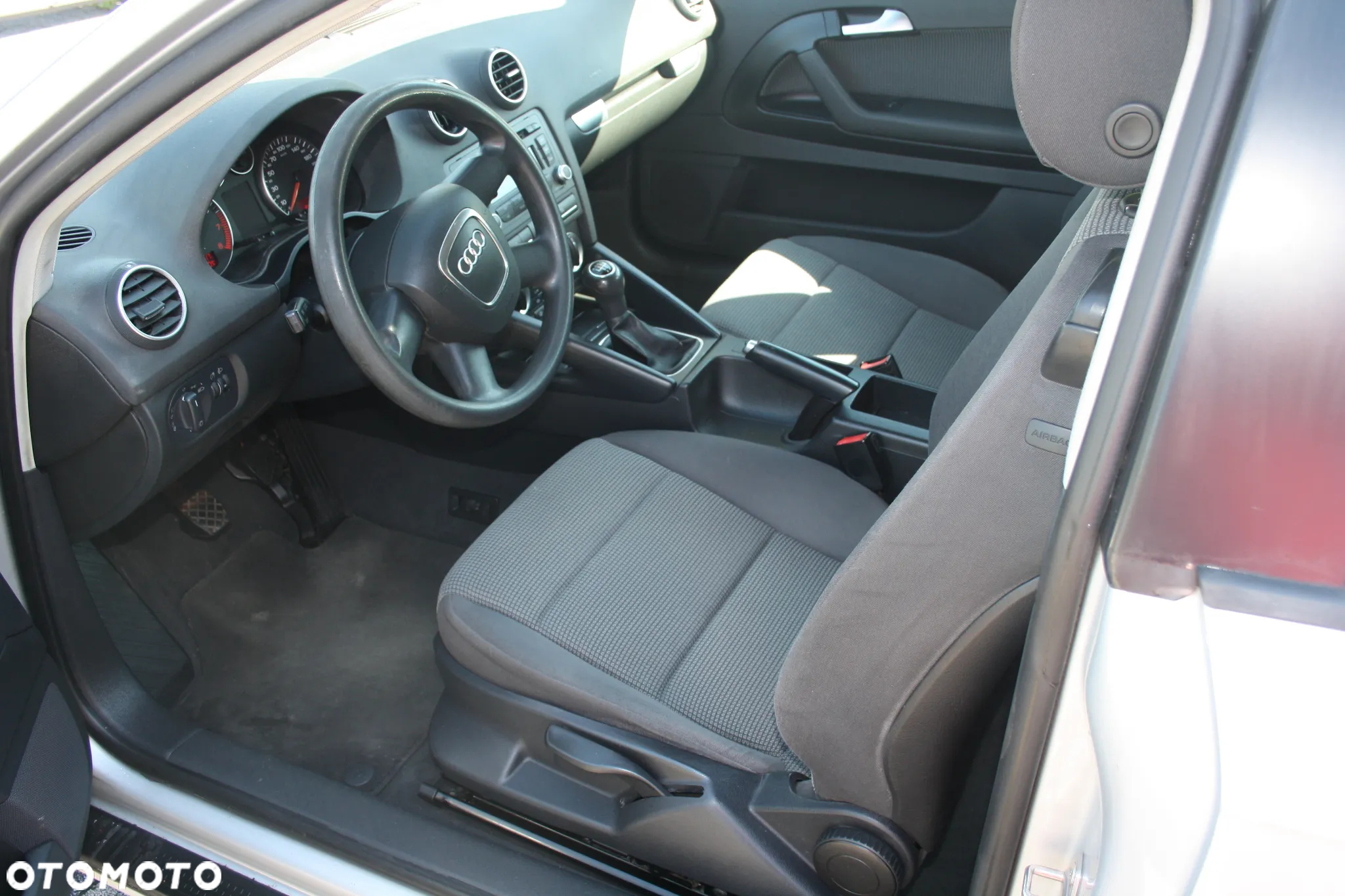 Audi A3 1.6 Attraction - 13